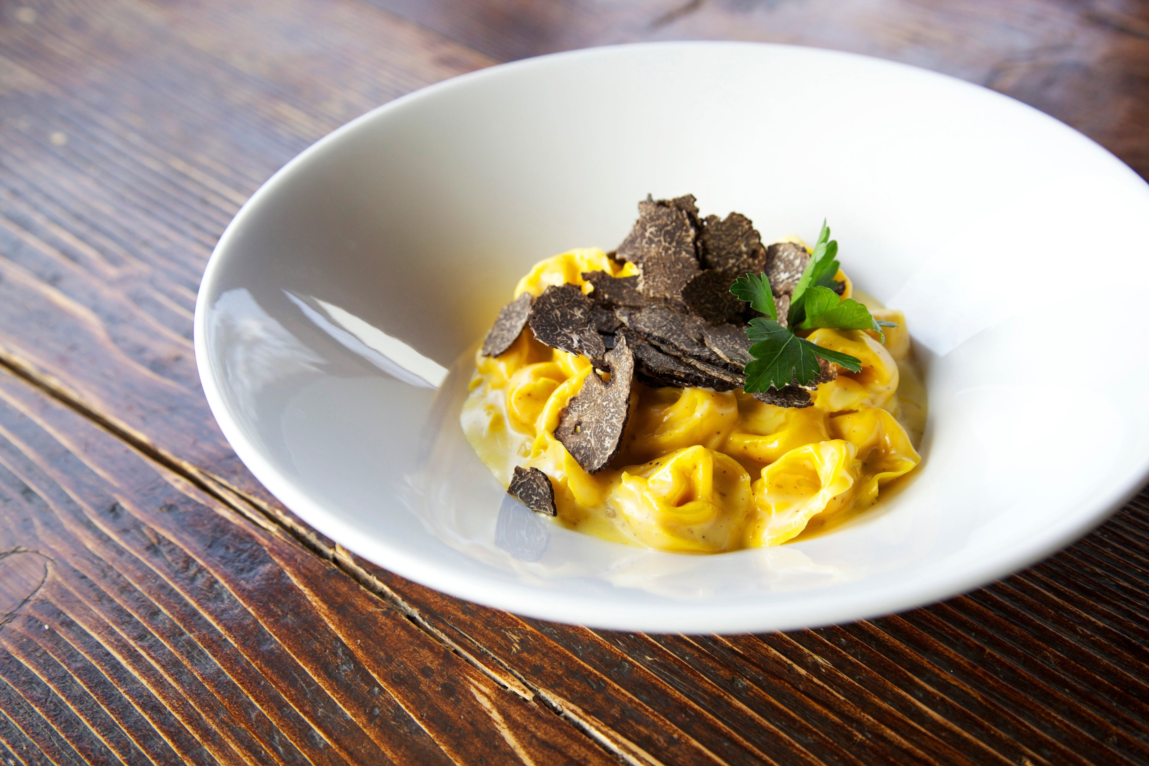 Tagliatelles crémeuses à la sauce truffée
